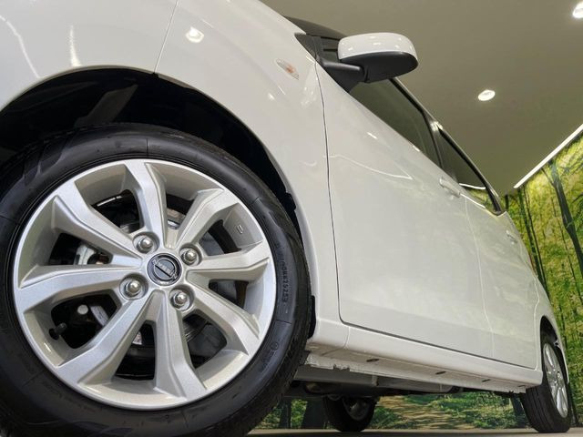 �y����14�C���`�A���~�z�C�[���z�O�ςɃ}�b�`���������A���~�z�C�[���𑕒����Ă���܂��B�e��ЊO�A���~�z�C�[����A�X�^�b�h���X�^�C�����戵�����Ă���܂��B���񂲑��k����������