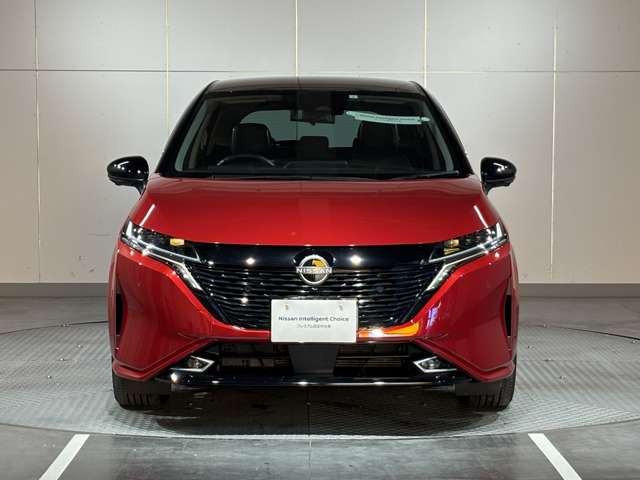 ノートオーラ1.2 G FOUR レザーエディション 4WD