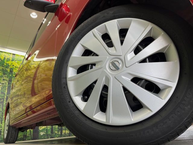 �y14�C���`�A���~�z�C�[���z�O�ςɃ}�b�`�����A���~�z�C�[���𑕒����Ă���܂��B�e��A���~�z�C�[����A�X�^�b�h���X�^�C�����戵�����Ă���܂��B���񂲑��k����������
