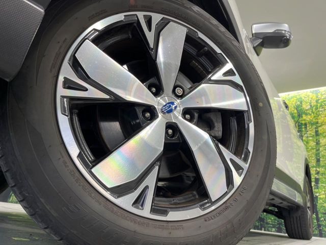 �y����18�C���`�A���~�z�C�[���z�O�ςɃ}�b�`���������A���~�z�C�[���𑕒����Ă���܂��B�e��ЊO�A���~�z�C�[����A�X�^�b�h���X�^�C�����戵�����Ă���܂��B���񂲑��k����������