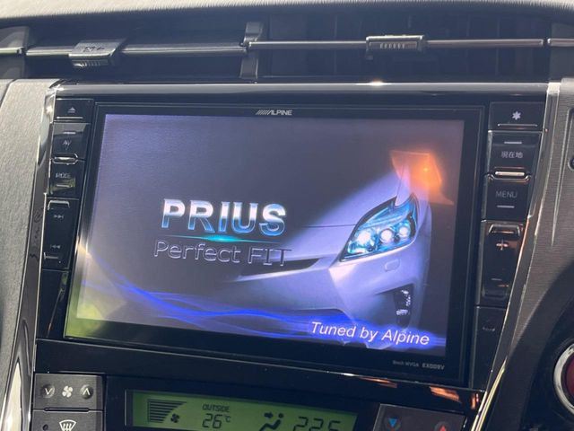 プリウス1.8 S ツーリングセレクション G's