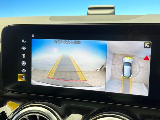 ���p�m���~�b�N�r���[���j�^�[:��p�̃J�����ɂ��A�ォ�猩���낵���悤�Ȏ��_��360�x�N���}�̎��͂��m�F���邱�Ƃ��ł��܂������p�������m�F���₷���A�����ꏊ�ł̐؂�Ԃ��⒓�Ԃ��X���[�Y�ɍs���܂��B