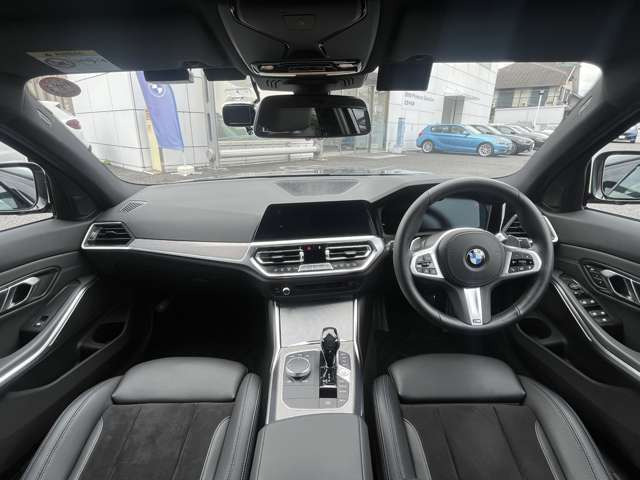 3シリーズセダン320d xドライブ Mスポーツ 4WD