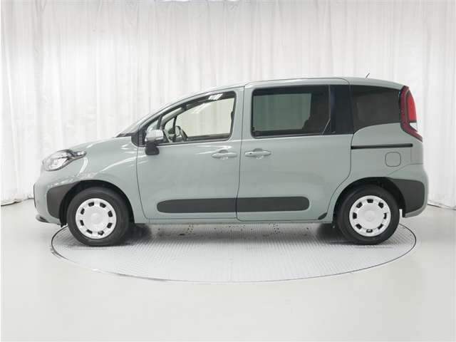 シエンタハイブリッド 1.5 G E-Four 4WD
