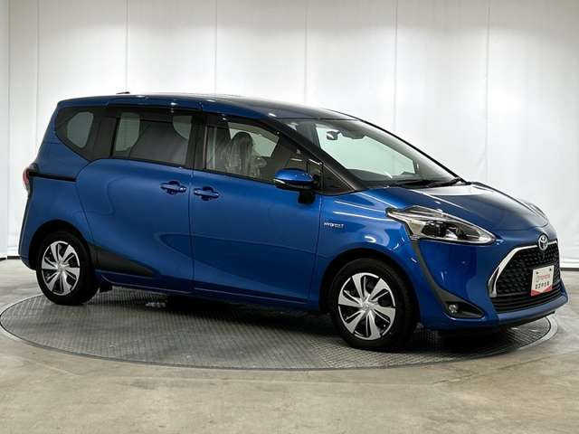 シエンタハイブリッド 1.5 G クエロ