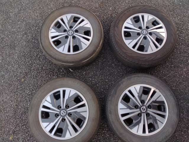 セレナ1.2 e-POWER ハイウェイスターV