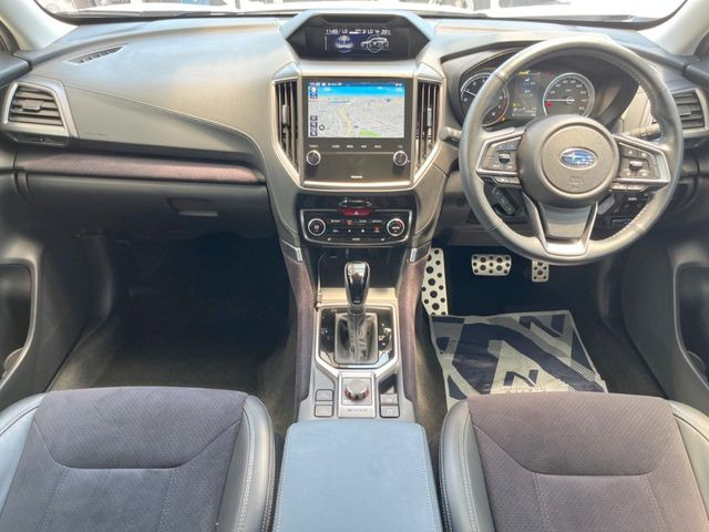 フォレスター1.8 スポーツ 4WD