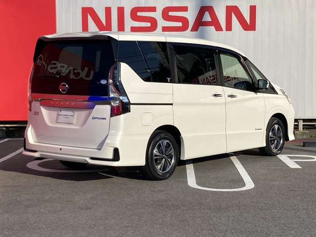 セレナ1.2 e-POWER ハイウェイスターV