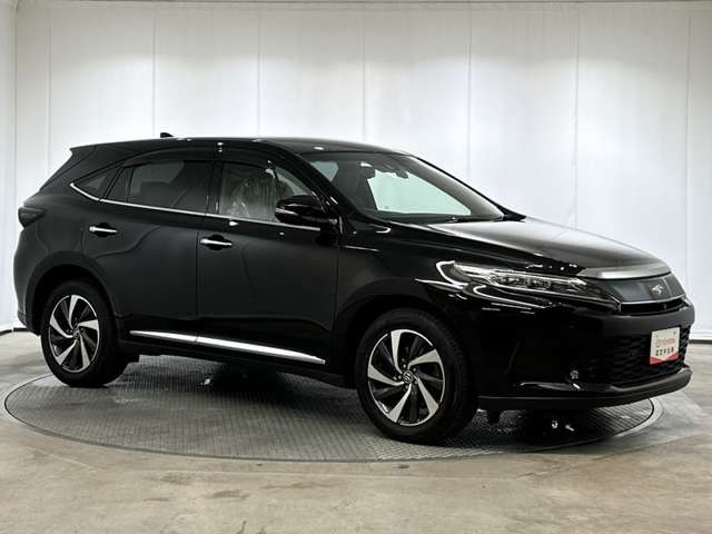 ハリアー2.0 ターボ プログレス メタル アンド レザーパッケージ 4WD