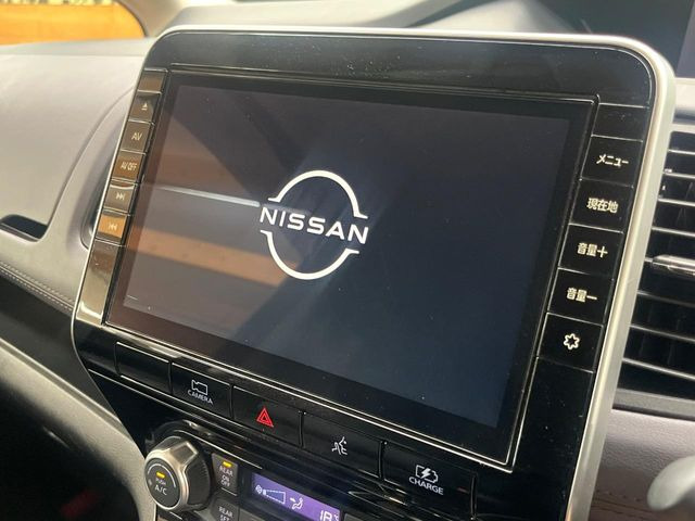 セレナ1.2 e-POWER ハイウェイスターV