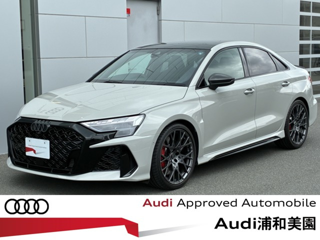 RS3セダン2.5 4WD