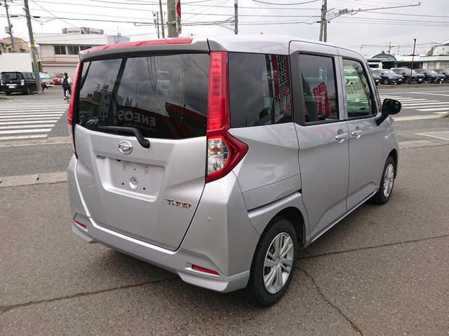 トール1.0 X 4WD