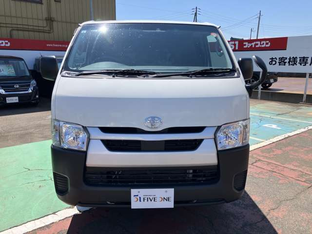 ハイエースバン2.8 DX ロング ディーゼル 4WD
