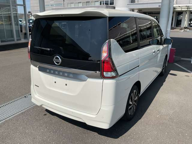セレナ2.0 XV