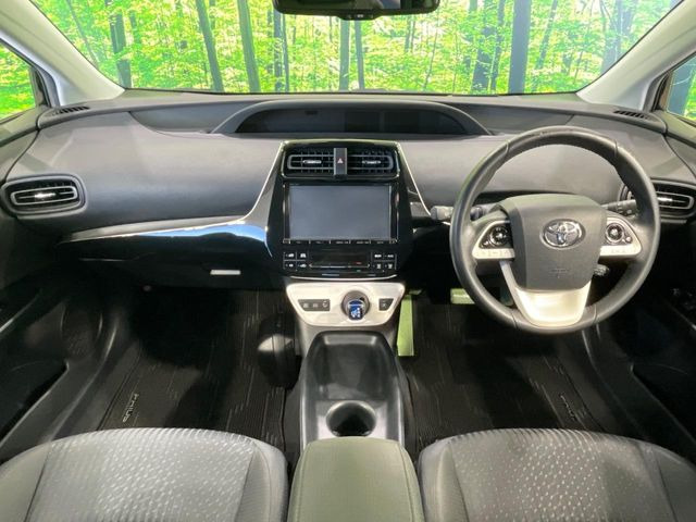プリウス1.8 S セーフティ プラス