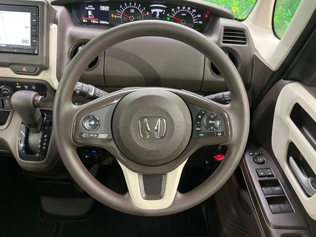 �yHonda�X�}�[�g�L�[�z�J�o����|�P�b�g�ɓ��ꂽ�܂܂ł��h�A�̎{���E�������\�ȃX�}�[�g�L�[�𑕔��B�G���W���̃I���E�I�t�����J�M�����o���K�v����������Ƃ��Ă��֗��ł���