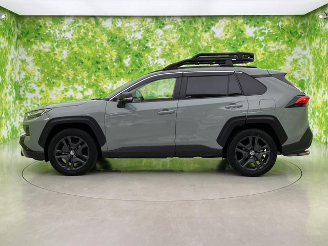 RAV42.5 ハイブリッド アドベンチャー E-Four 4WD