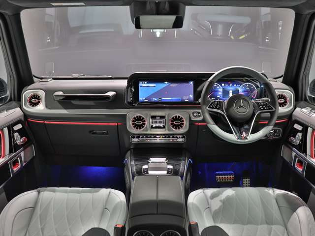 GクラスG450d AMGラインパッケージ (ISG) 4WD