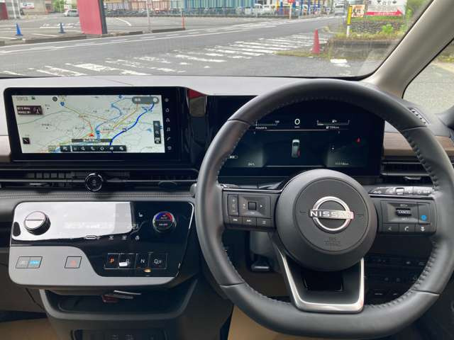 セレナ1.4 e-4ORCE ハイウェイスターV 4WD
