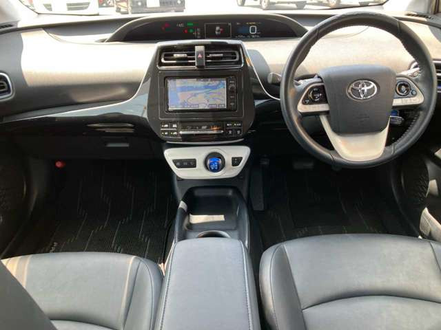 プリウス1.8 S ツーリングセレクション