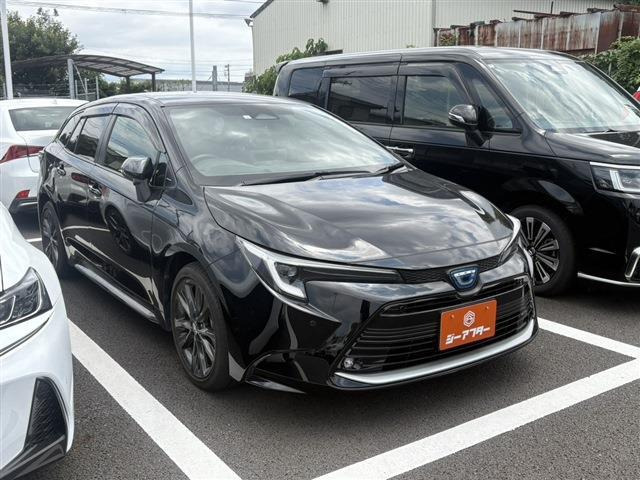 カローラツーリング1.8 ハイブリッド W×B