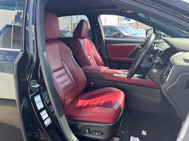 �y��p�X�|�[�c�V�[�g�z�z�[���h���ɗD��A�J�[�u���̑̂������}�����Ă���܂��B�܂��A�̂Ƀt�B�b�g���邩�獘��w�������ɂ����A�����O�h���C�u�⍂�����s�ł����K�ɂ��߂������������܂���