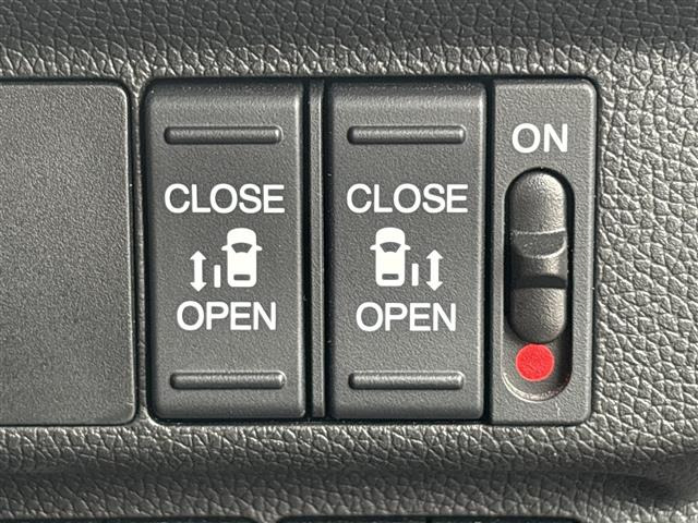 フリード1.5 ハイブリッド クロスター