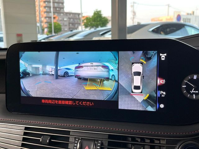 �y�p�m���~�b�N�r���[���j�^�[�z��p�̃J�����ɂ��A�ォ�猩���낵���悤�Ȏ��_��360�x�N���}�̎��͂��m�F���邱�Ƃ��ł��܂������p�������m�F���₷���A�����ꏊ�ł̐؂�Ԃ��⒓�Ԃ��X���[�Y�ɍs���܂��B
