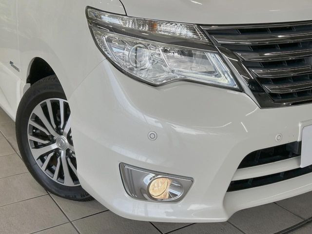 �yLED�w�b�h���C�g�z���V����ԑ��s�����ǍD�Ȏ��E���m�ۂ����S���ĉ^�]�ł��鍂�P�xLED�w�b�h���C�g�𑕔�!�_�����x�������A����d�͂��}�����Ă��܂��B