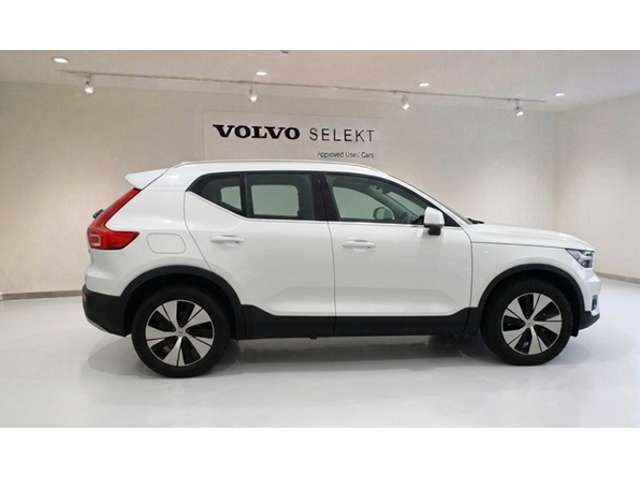 XC40B3