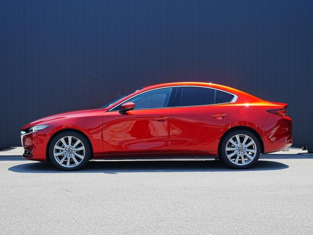MAZDA3セダン1.8 XD プロアクティブ ツーリング セレクション