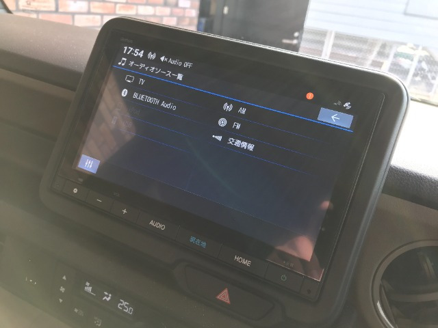 N-BOXジョイ 2トーン