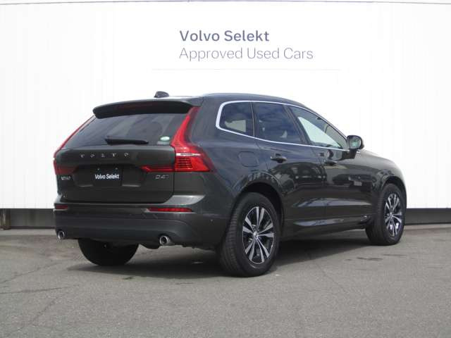 XC60D4 AWD モメンタム ディーゼル 4WD