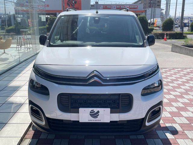 �������x�̃K���X�疌�ŝ����͂������A�㎿�ȃc���E����������B���O����_���J�����؂Ȉ��Ԃ�ی삵�A�F�����E�򉻂�h�~�B�u�e�X�v���b�V���R�[�g�v�A�u�e�v���~�b�T�R�[�g�v���炨�I�т��������܂��B