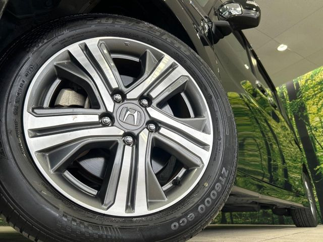 �y����16�C���`�A���~�z�C�[���z�O�ςɃ}�b�`���������A���~�z�C�[���𑕒����Ă���܂��B�e��ЊO�A���~�z�C�[����A�X�^�b�h���X�^�C�����戵�����Ă���܂��B���񂲑��k����������