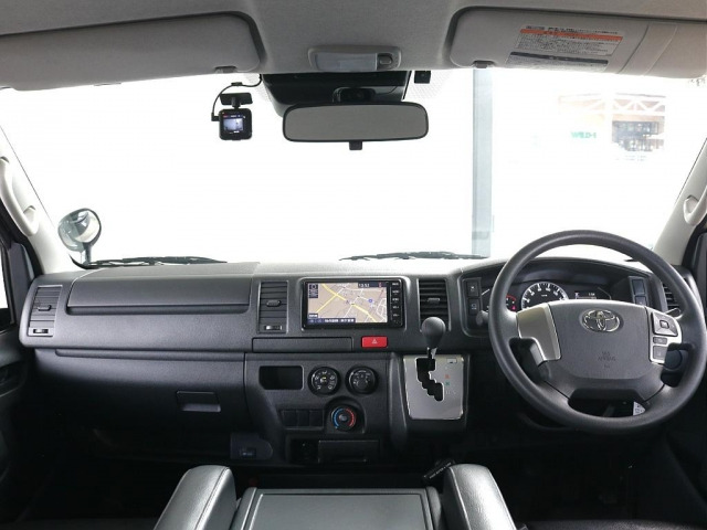 ハイエースバン2.8 DX ロング GLパッケージ ディーゼル 4WD