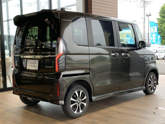 N-BOXカスタムG L ホンダセンシング 4WD
