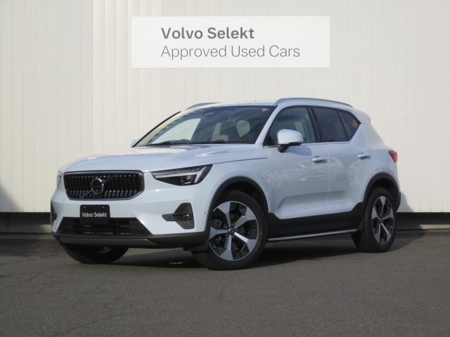 XC40ウルトラ B4 AWD 4WD