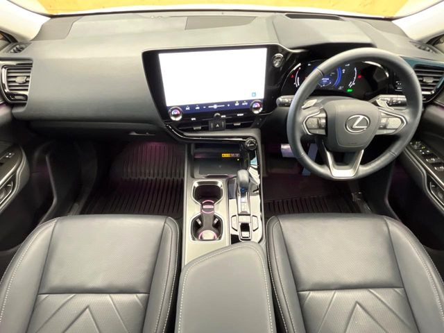 NX350h バージョンL