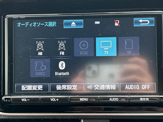 ヴォクシー1.8 ハイブリッド ZS