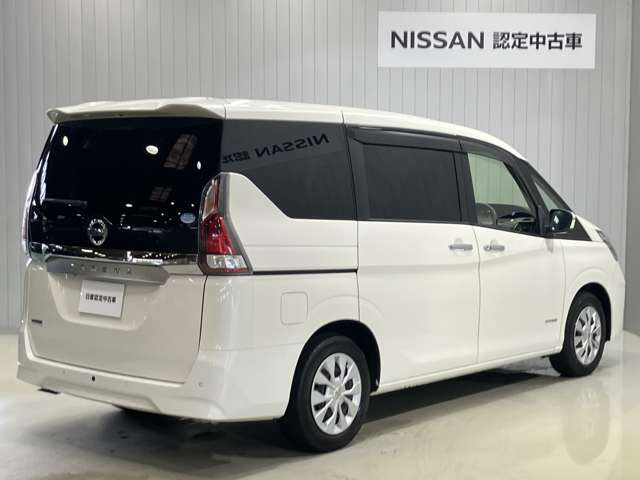 セレナ2.0 XV