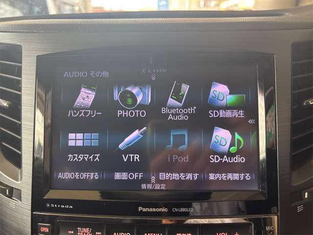 CD ���W�I