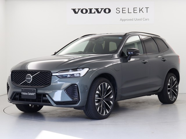 XC60ウルトラ T6 AWD プラグイン ハイブリッド 4WD