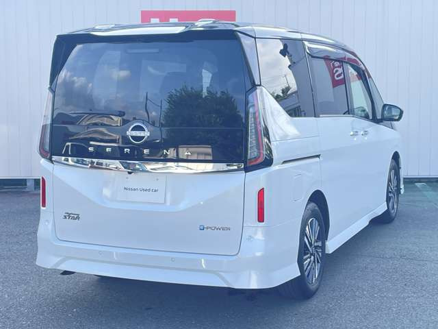 セレナ1.4 e-POWER ハイウェイスターV