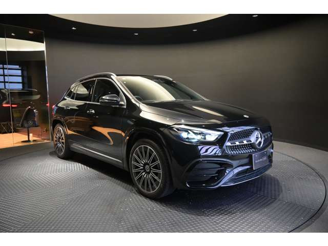 GLAクラスGLA200 d 4マチック アーバン スターズ 4WD