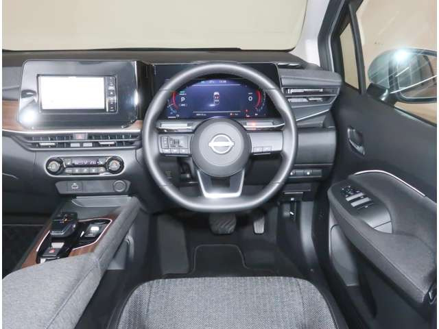 ノートオーラ1.2 G FOUR 4WD
