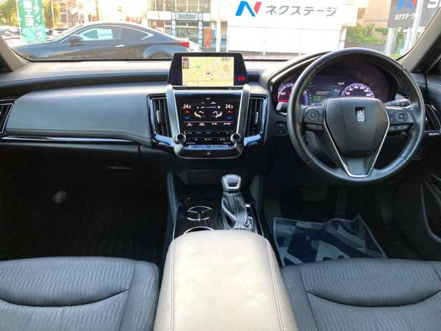 クラウンハイブリッド 2.5 S