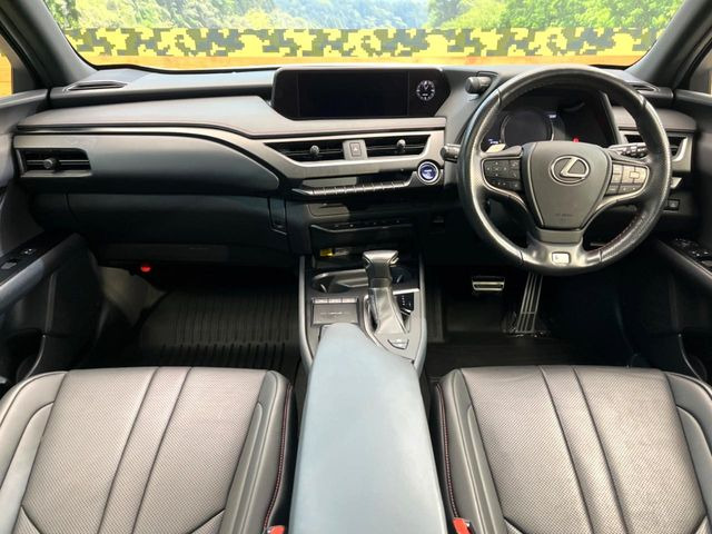 UX250h Fスポーツ