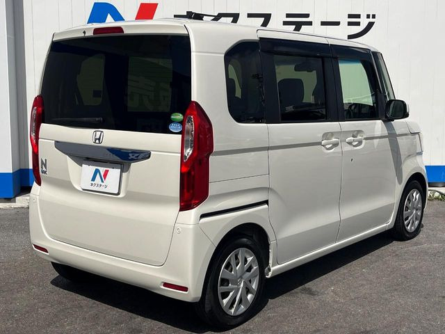 ☆全国のネクステージからお取り寄せが可能※!遠方の店舗に展示してあるクルマが気になる場合も、最寄りの店舗でご覧いただくことが可能です!是非私たちに要望をお聞かせください!※別途費用