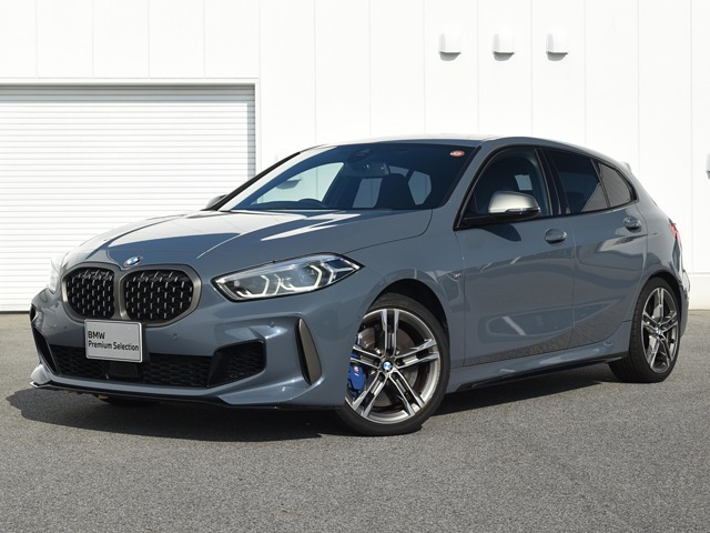 1シリーズM135i xドライブ 4WD